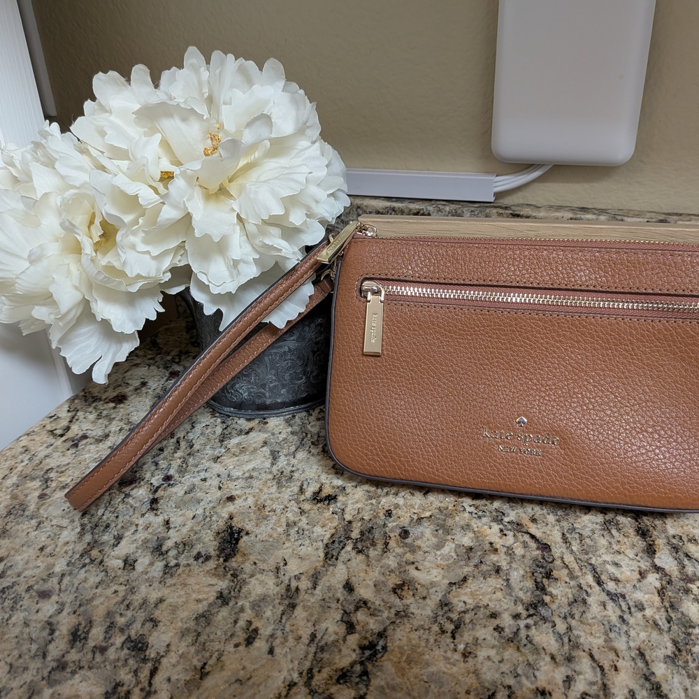 Kate Spade Brown Leather Wristlet